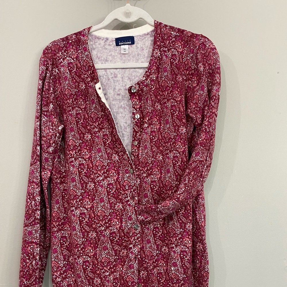 Basic Editions Cardigan - Picture 2 of 7